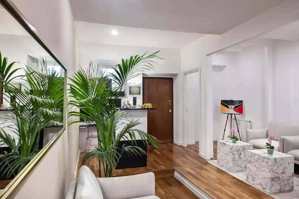 Διαμέρισμα Piazza Di Spagna 32 Fellini Design Suites Ρώμη