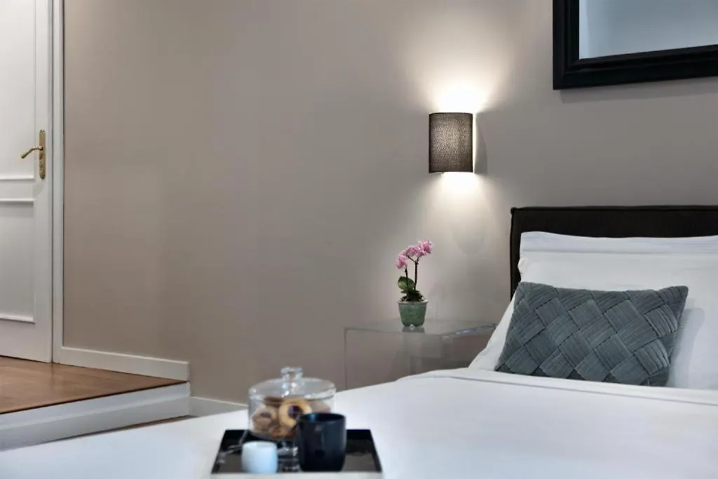 Διαμέρισμα Piazza Di Spagna 32 Fellini Design Suites Ρώμη