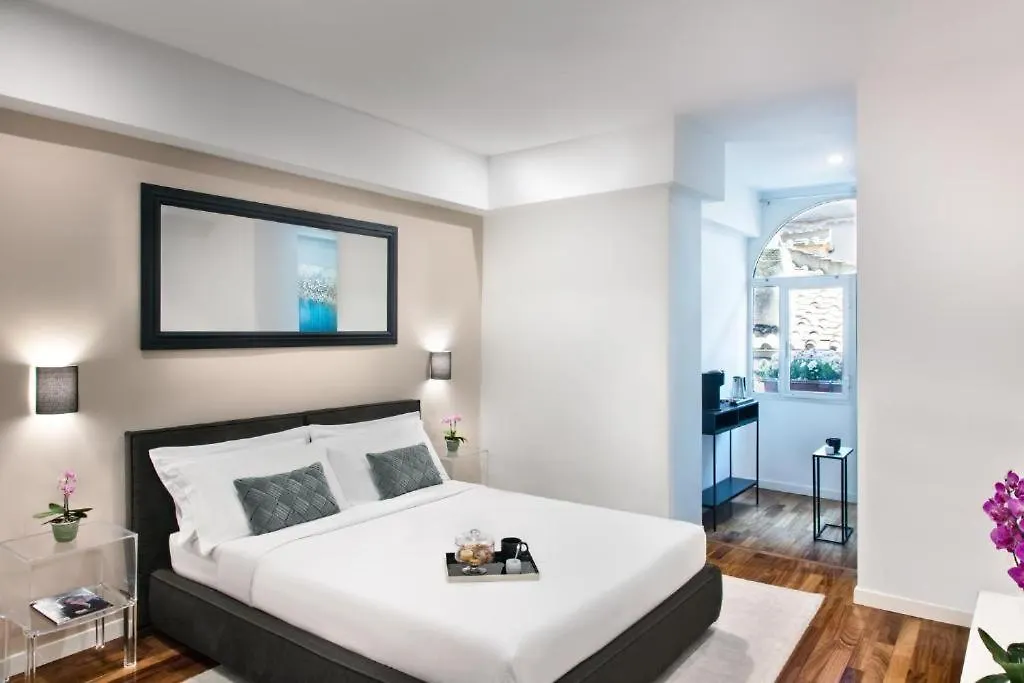 Piazza Di Spagna 32 Fellini Design Suites Ρώμη 0*,  Ιταλία