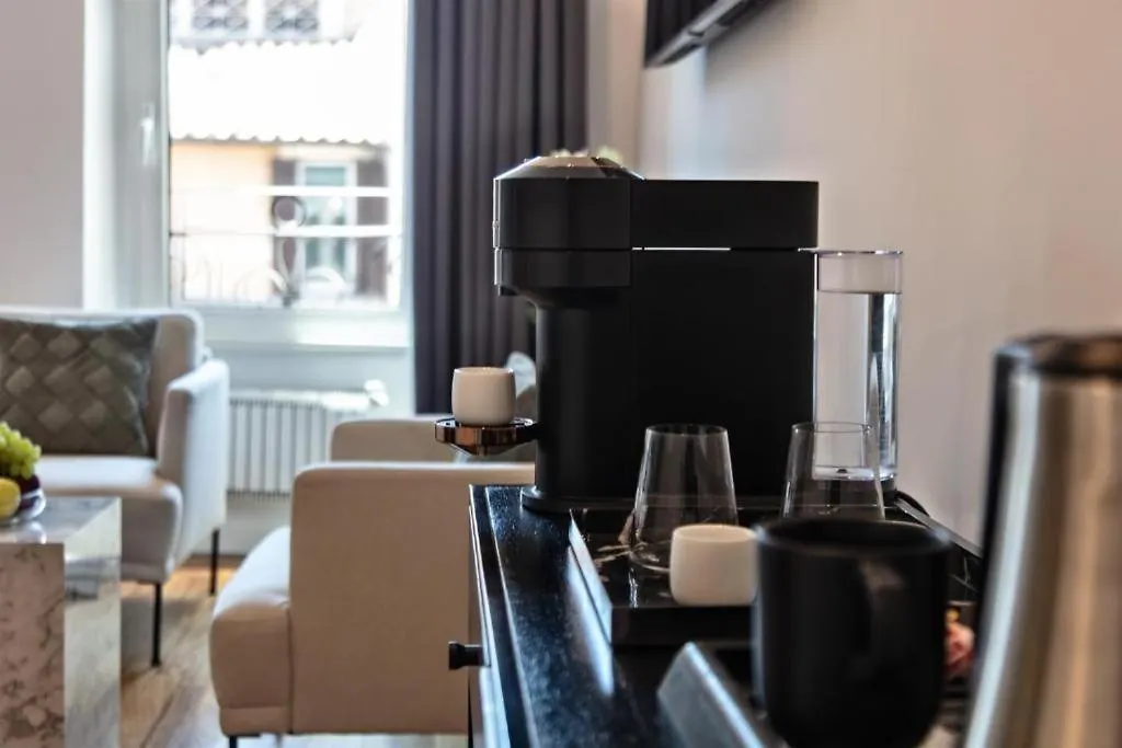 Piazza Di Spagna 32 Fellini Design Suites Ρώμη Διαμέρισμα